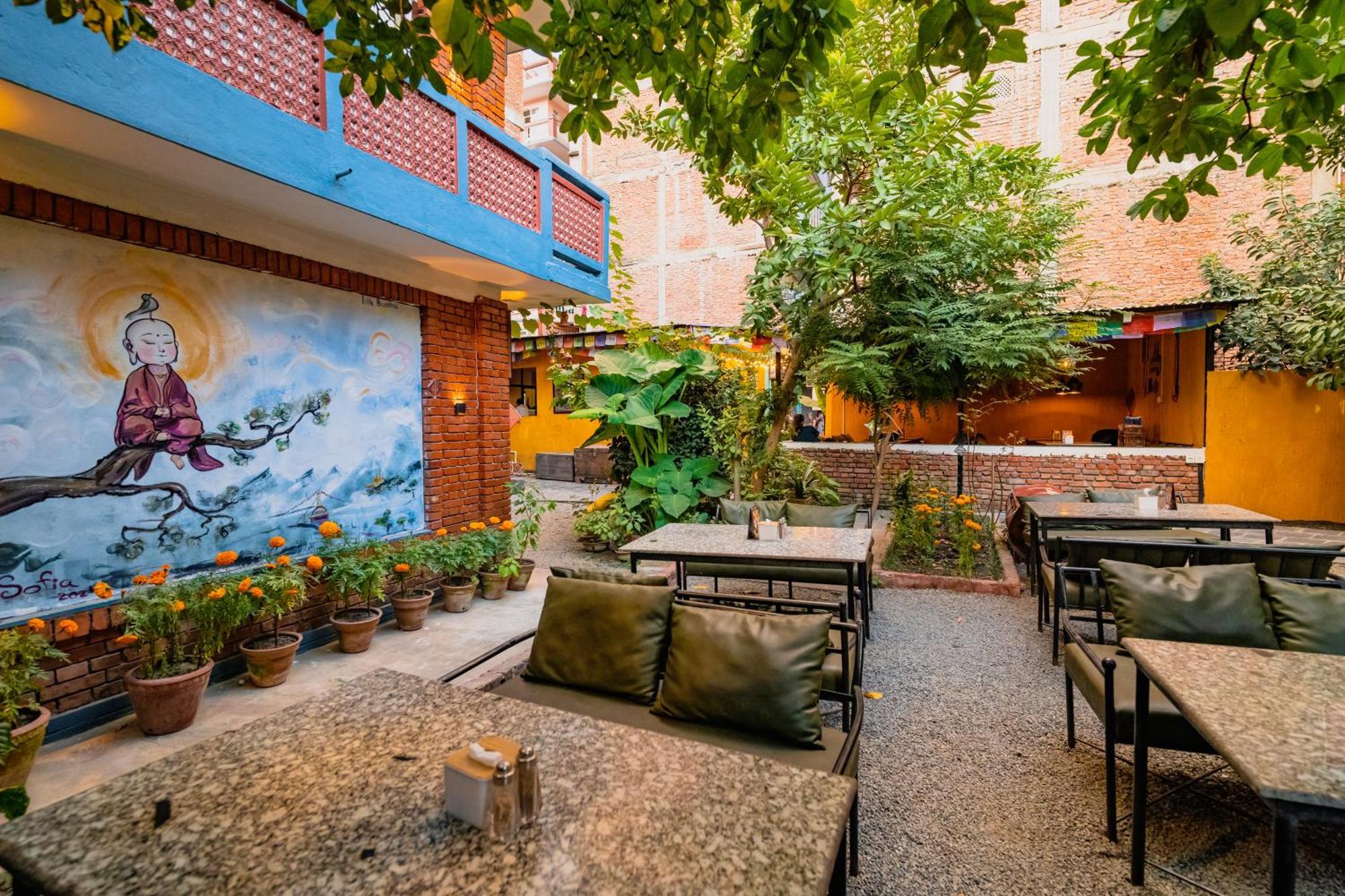 Kwabahal Garden Hostel Kathmandu Buitenkant foto